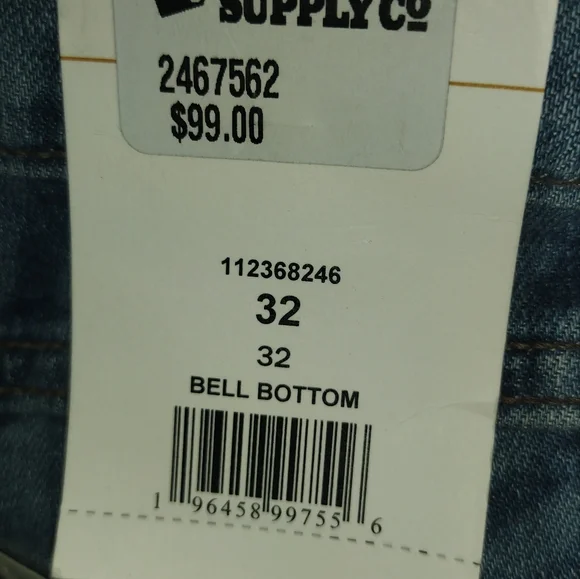 Lainey Wilson Bell Bottom Women Jeans 32"x32" - Picture 6 of 6